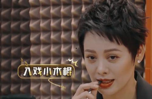 娱乐吃瓜酱配音员是谁啊,是谁演绎了这个热门角色的声音？